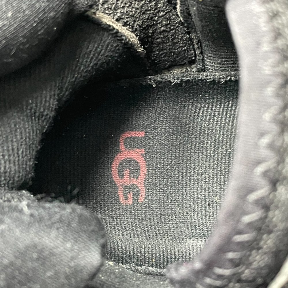 UGG Kids' Boscoe Black Leather Trainer, Kid's Size US 4 - Picture 11 of 13